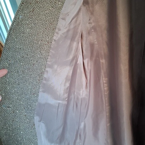 Emanuel Ungaro Vintage Tan Tweed/Wool Single-breasted Overcoat (Size 8; EU 42) - Picture 10 of 12